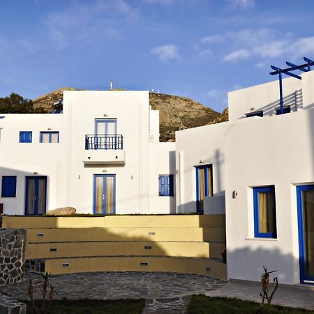 Livadia  Ellibayアパートホテル エクステリア 写真