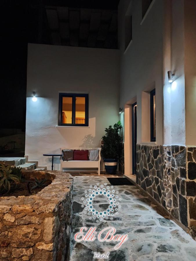 Livadia  Ellibayアパートホテル エクステリア 写真