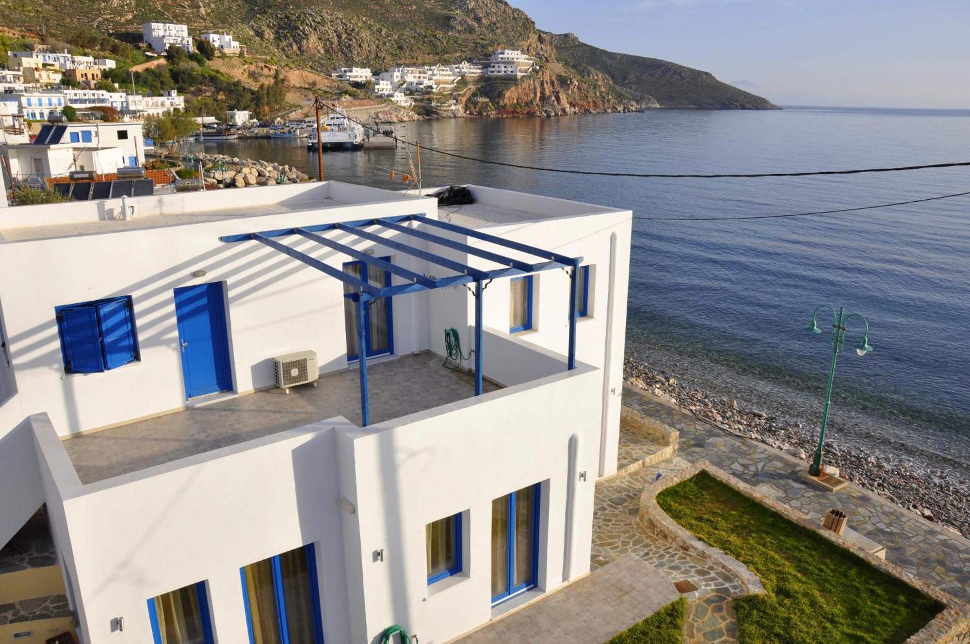 Livadia  Ellibayアパートホテル エクステリア 写真
