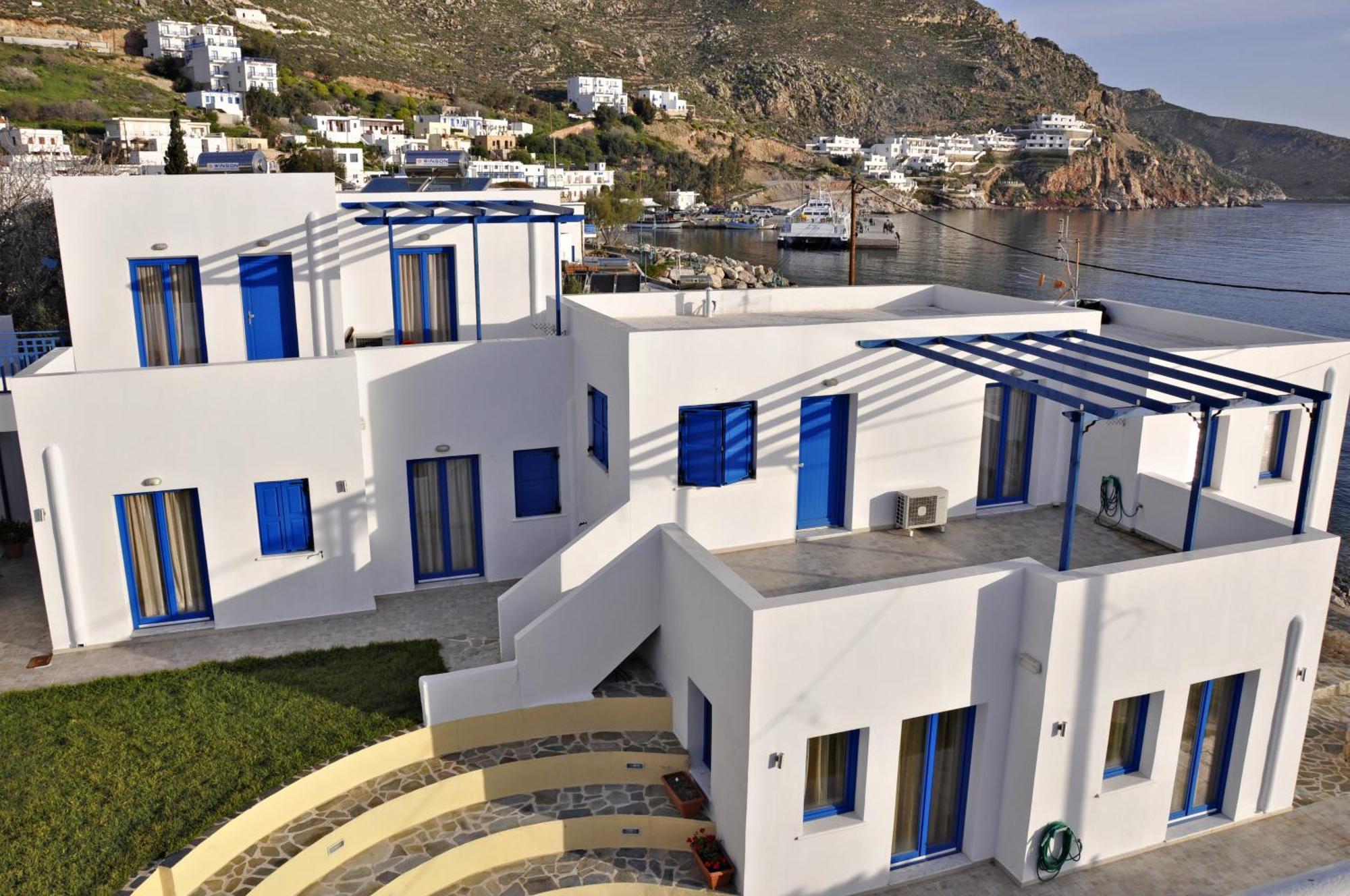 Livadia  Ellibayアパートホテル エクステリア 写真